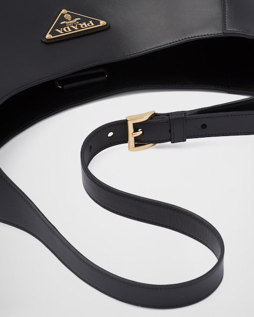 Prada Large leather shoulder bag with topstitching - Black