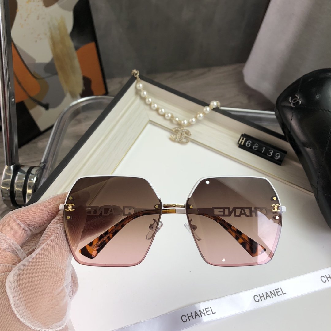 8 Color Women's Sunglasses—1632