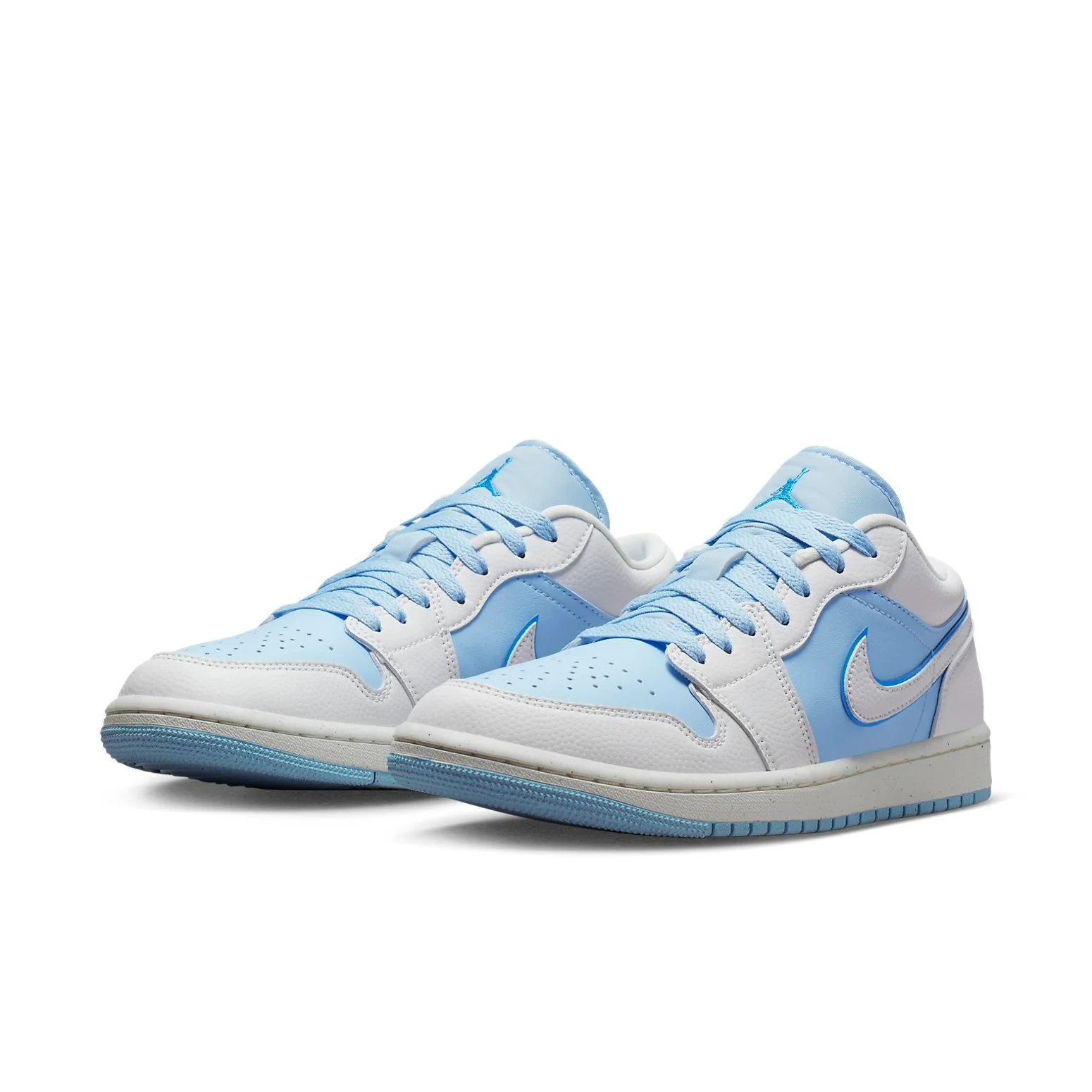 (WMNS) Air Jordan 1 Low SE 'Reverse Ice Blue' DV1299-104