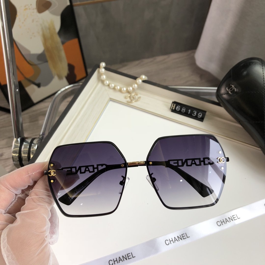 8 Color Women's Sunglasses—1632