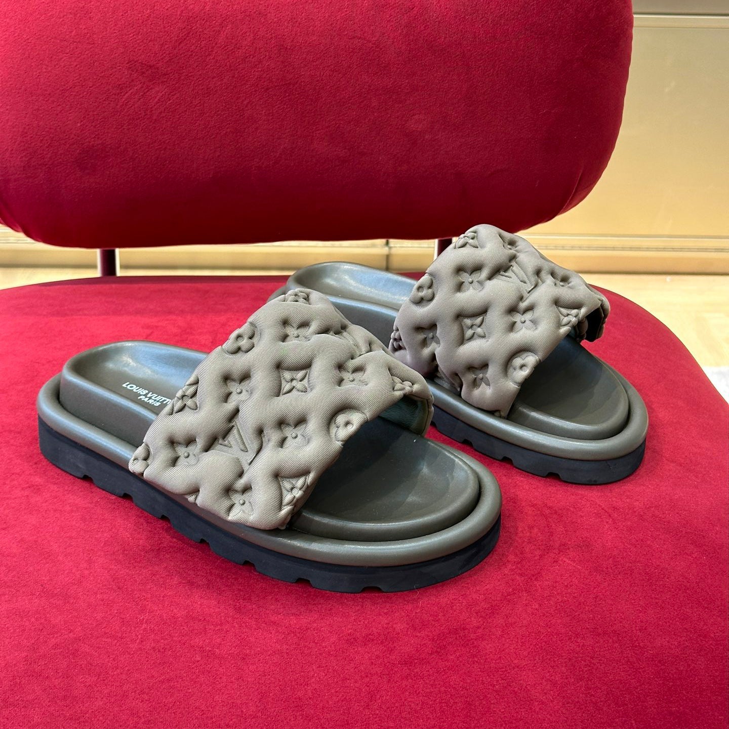 Women_Slippers/Sandals shoes eur 35-41