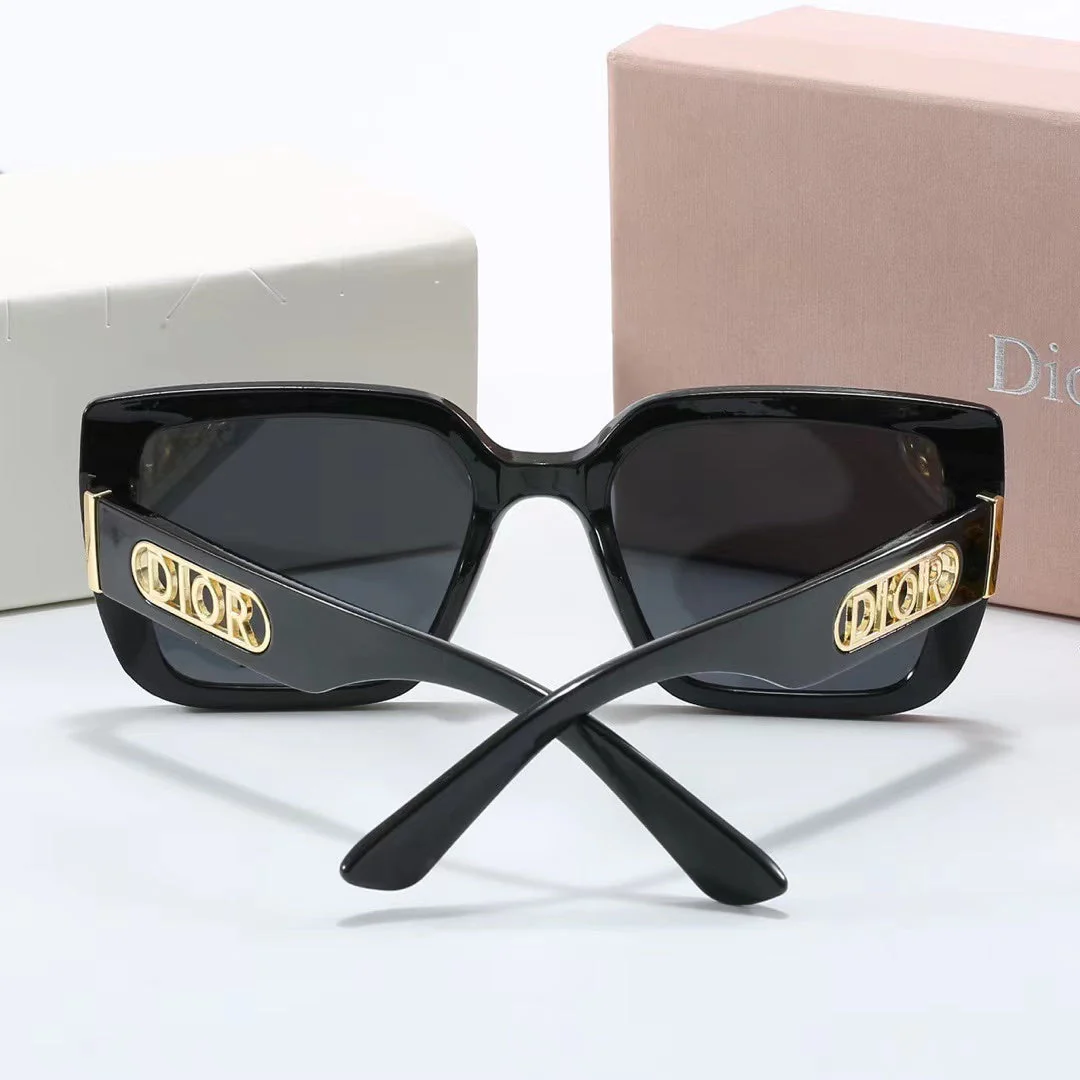 8 Color Women's Sunglasses—3805