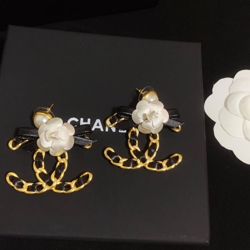 Fashion Flower Double C Earrings