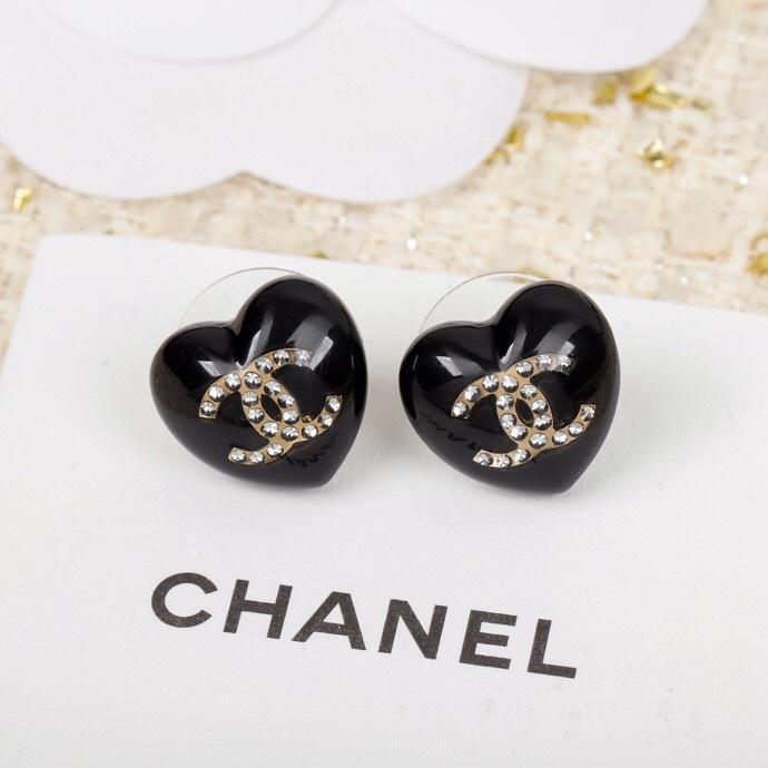 Lovely Heart Stud Earrings