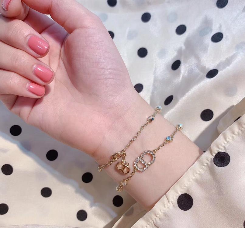 Diamond Classic Letter Bracelet