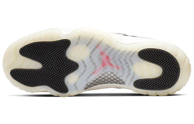 Air Jordan 11 Retro Low 'Light Bone Snakeskin' CD6846-002