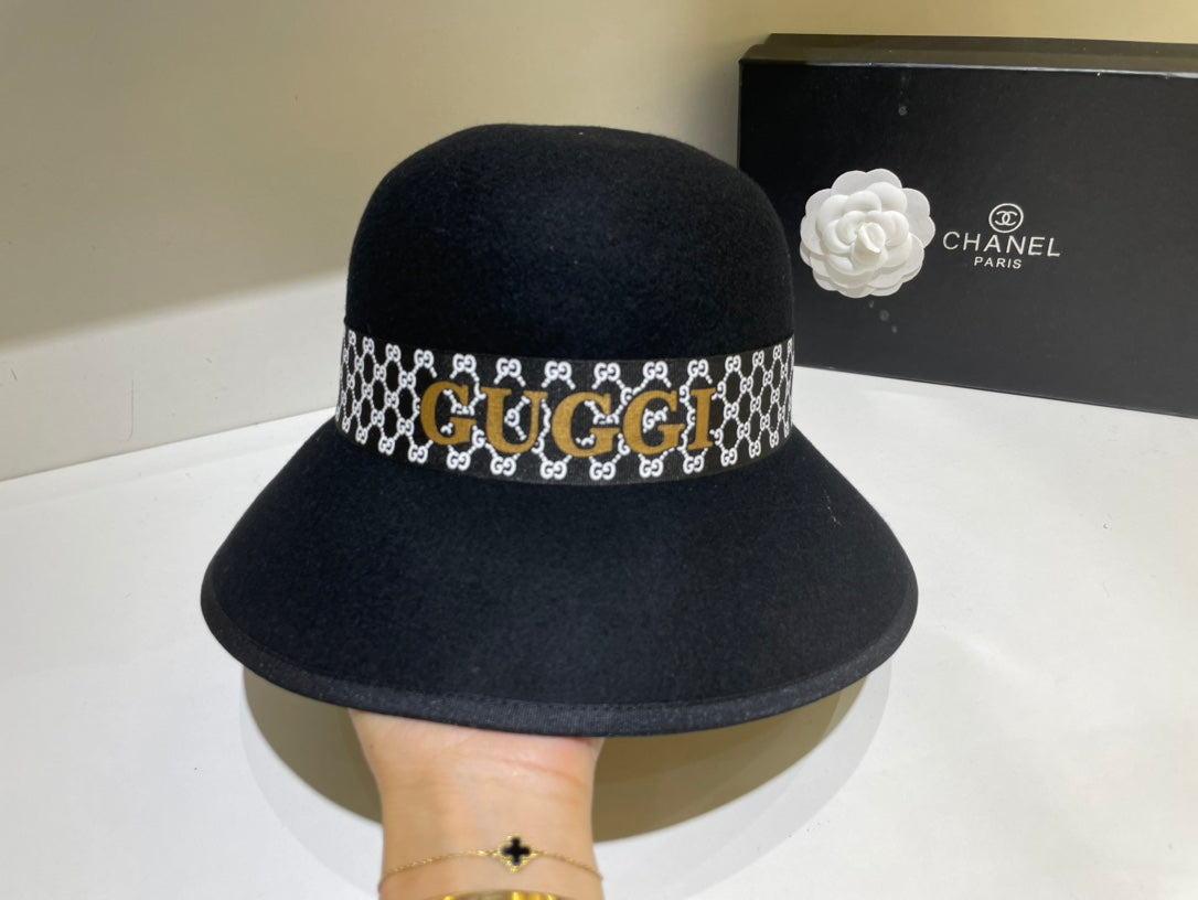 October new trend - wool cap