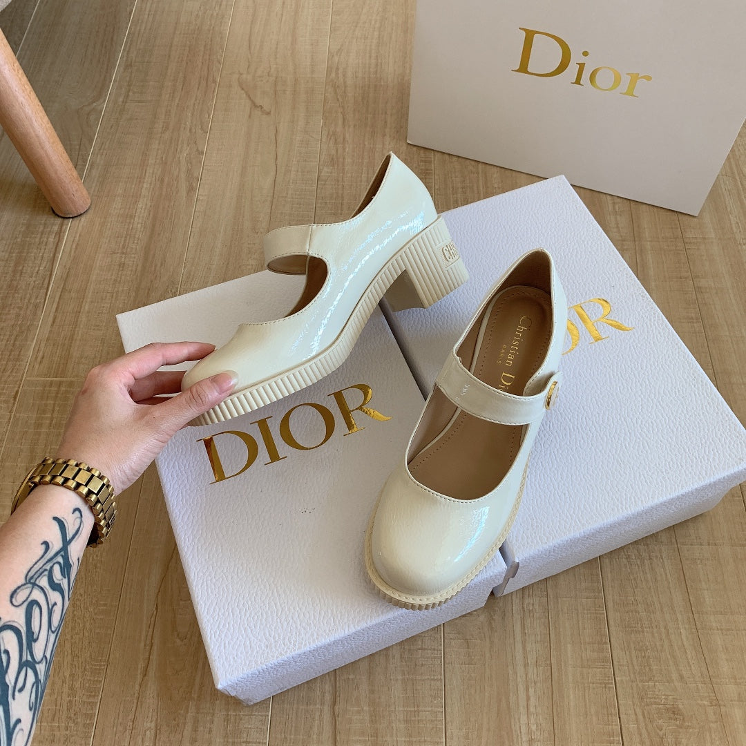 2023 Lucky star enamel buckle high heels