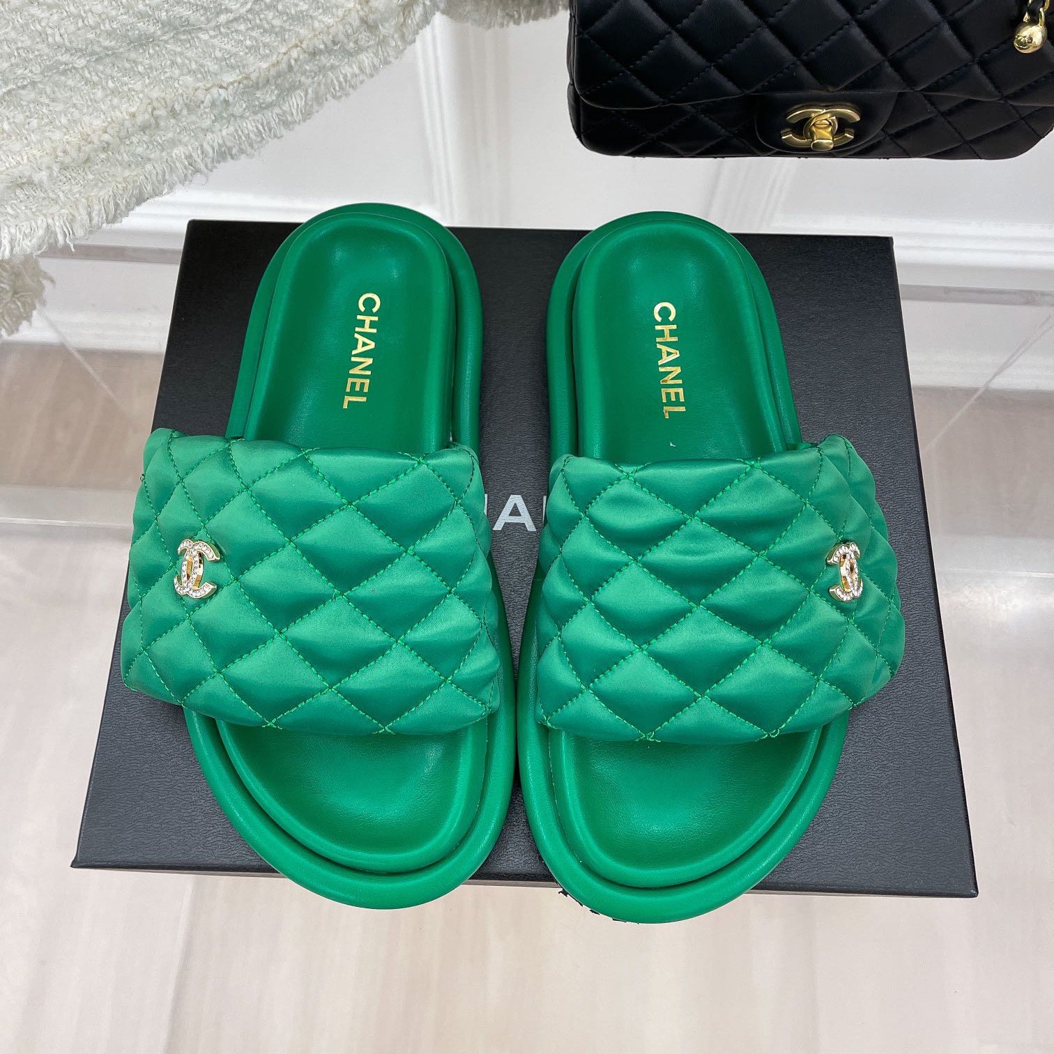 Women_Slippers/Sandals shoes eur 35-43