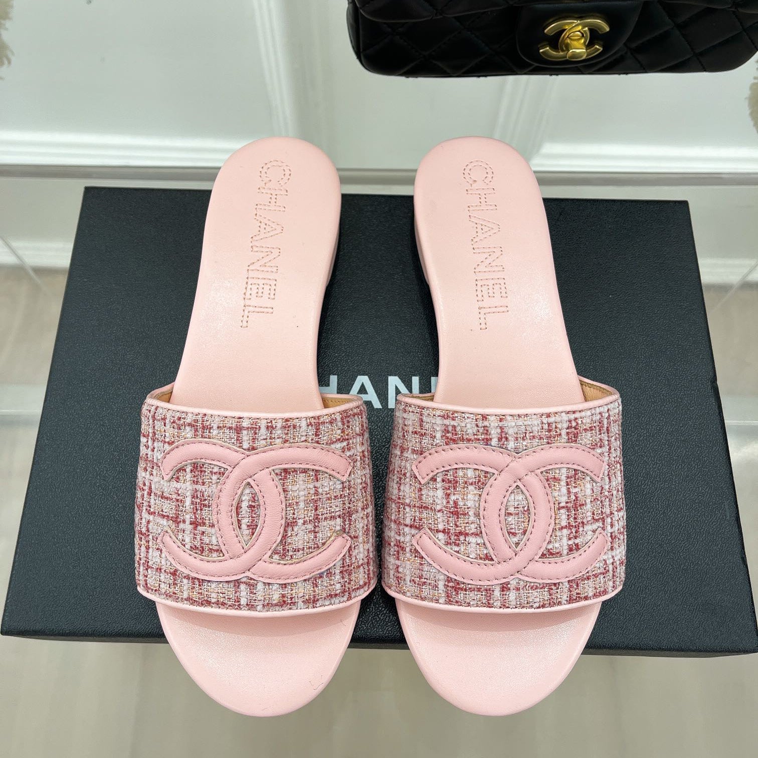 Women_Slippers/Sandals shoes eur 35-41