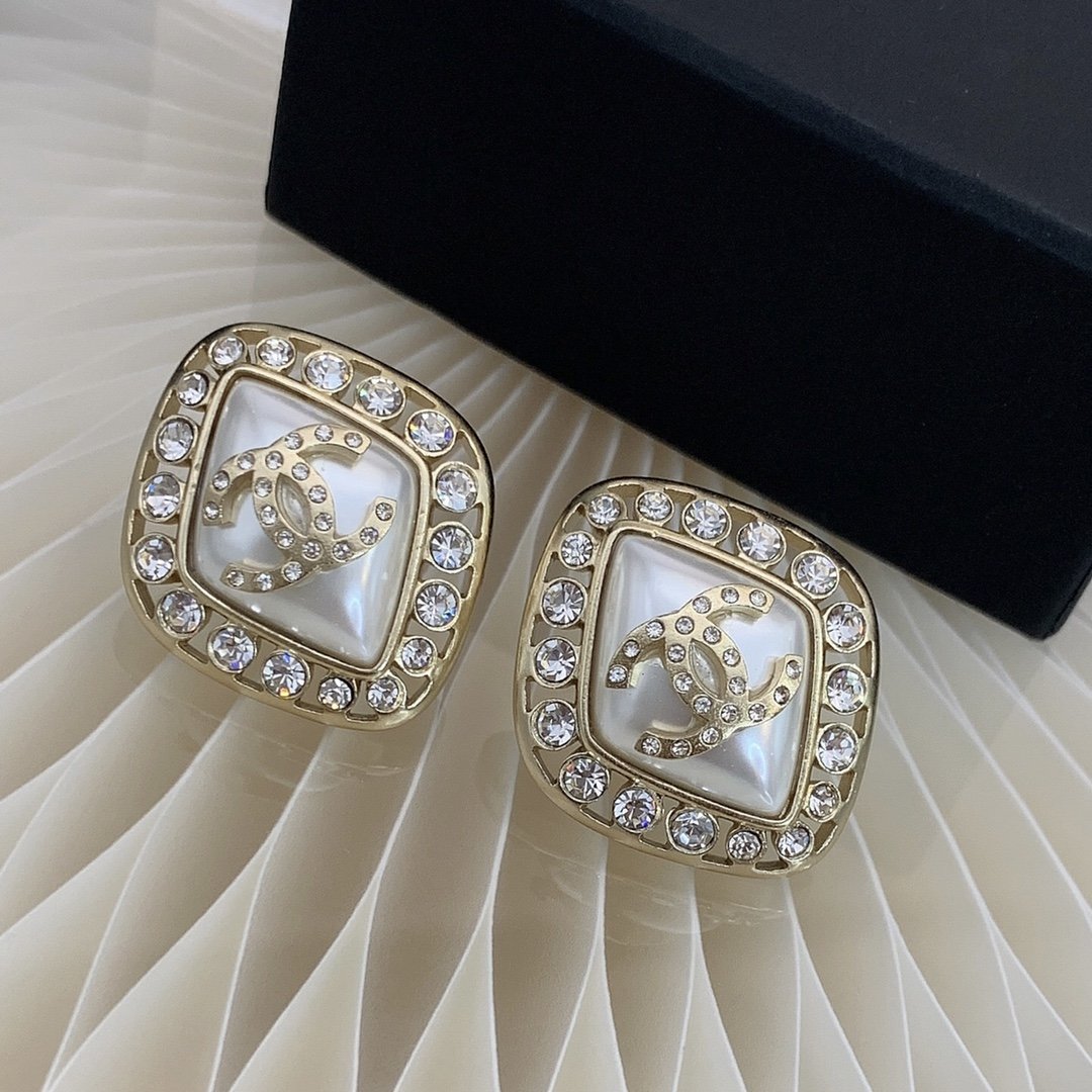 Fashion Hollow Rhinestone Earrings