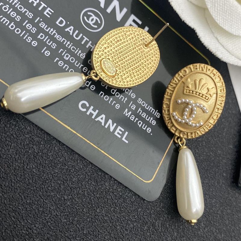 Fashion Pearl Pendant Earrings