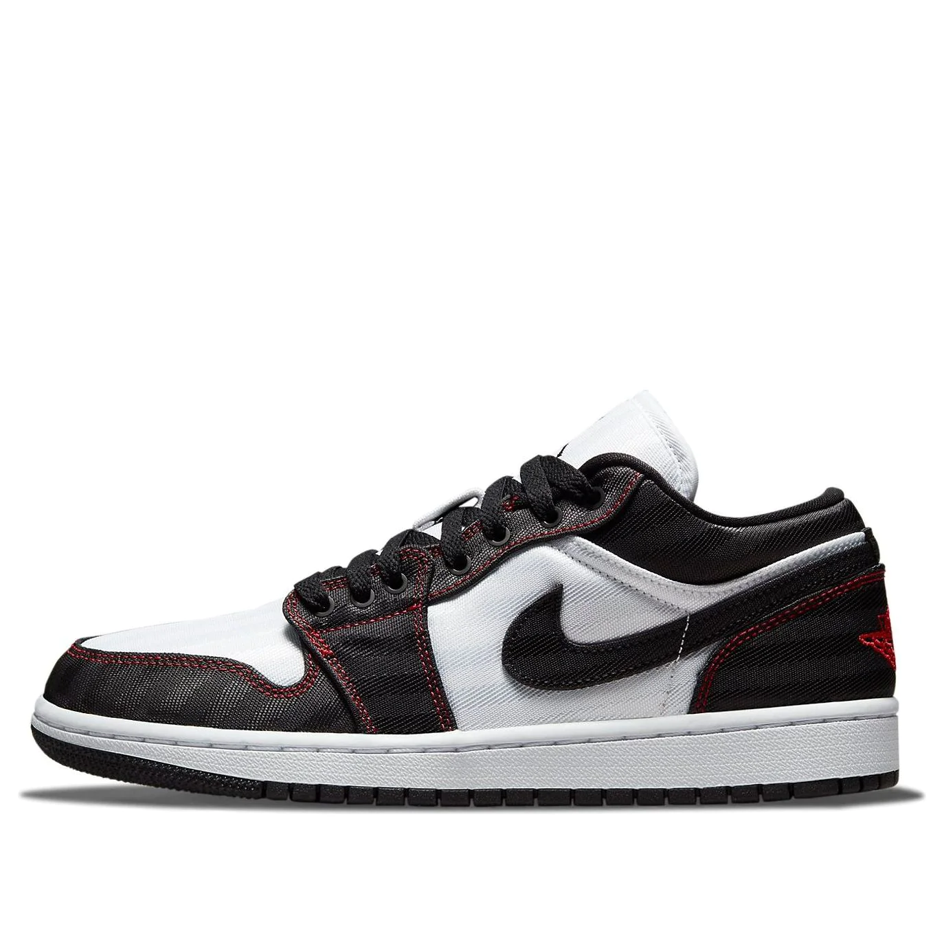 (WMNS) Air Jordan 1 Low SE Utility 'White Black Red' DD9337-106