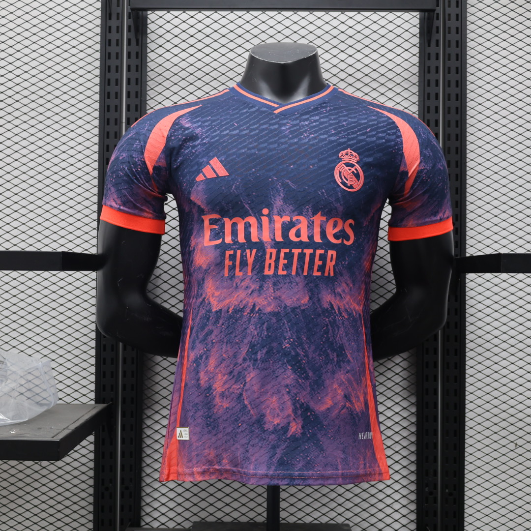 2024/2025 Player Version Real Madrid Special Edition Gradient Purple Football Shirt