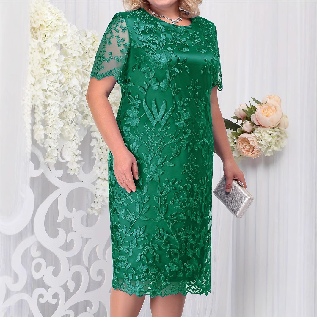 Large Size Splicing Embroidered Lace Slim Dress