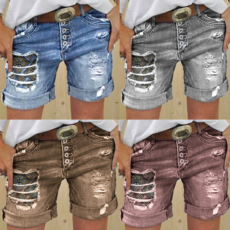 Loose All-Match Embroidered Shorts