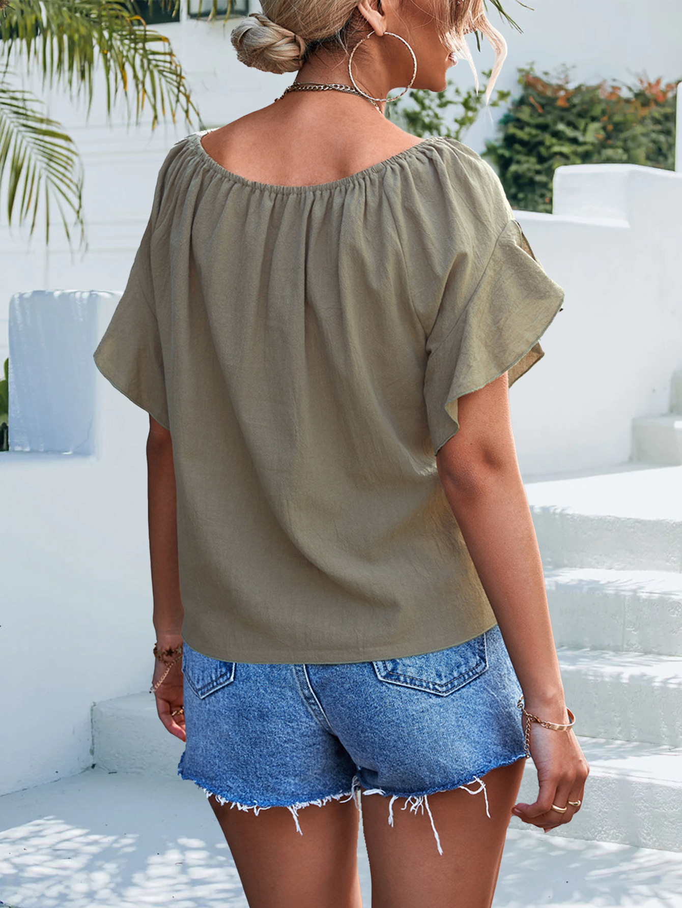 Ruffled Lace-up round Neck Top