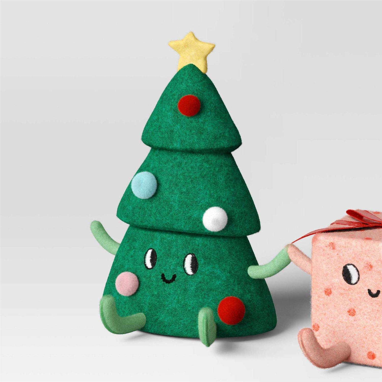 Wondershop Felt Christmas Tree and Gift Figurine Set