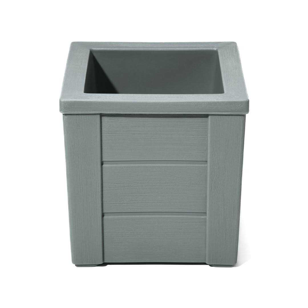 Step2 Lakewood Planter