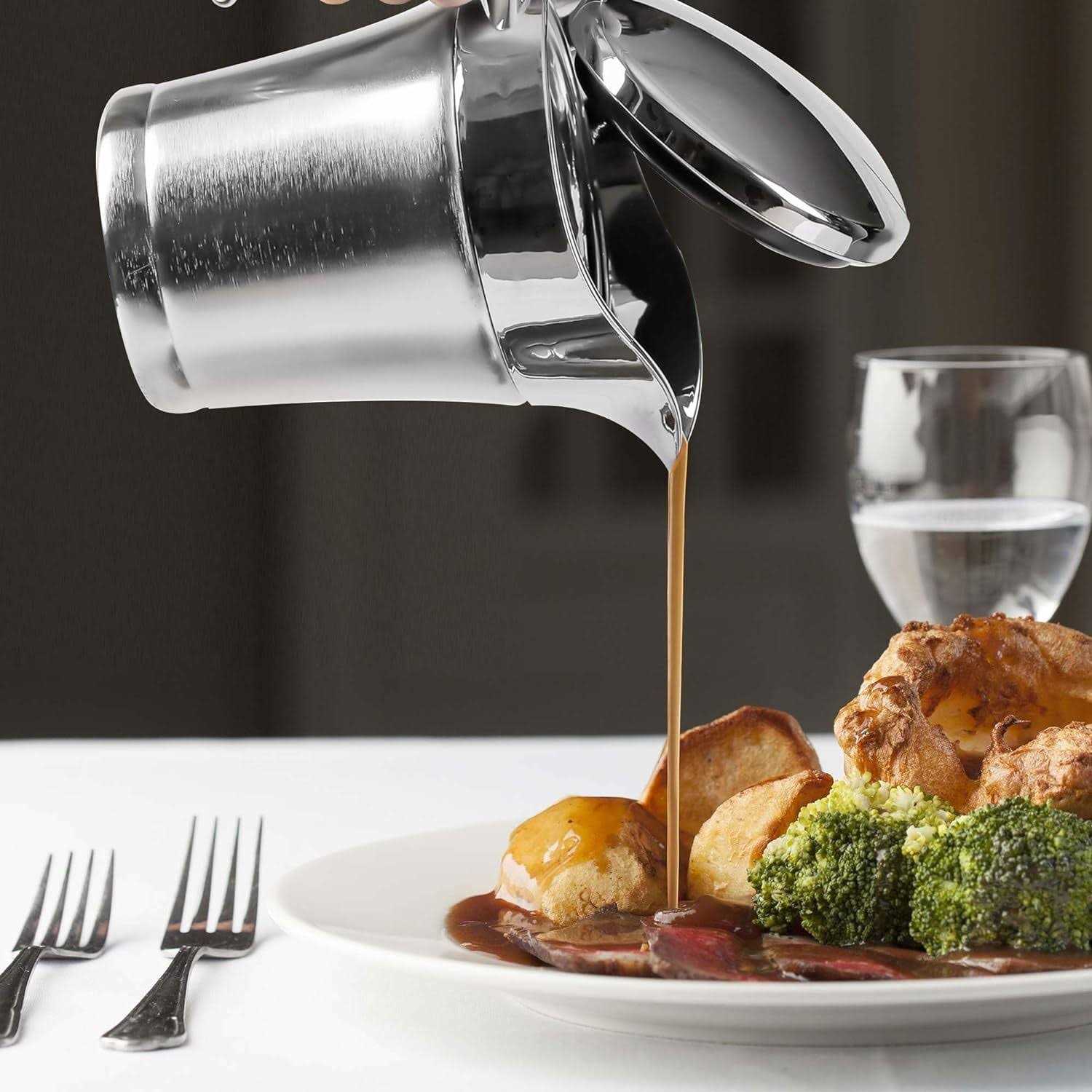 Ovente Stainless Steel Gravy Boat, Double Insulated Sauce Jug with Hinged Lid, 14oz Ideal for Serving Cream or Salad Dressing at Family Dinner