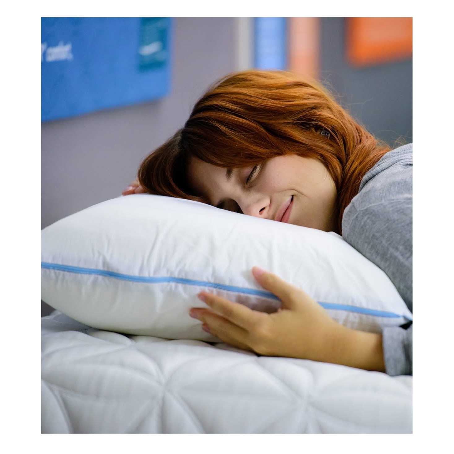 Tempur-Pedic Tempur-Cloud Breeze Dual Cooling Pillow