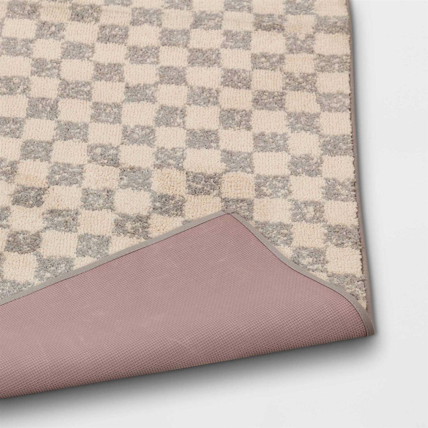 Threshold 2’6×4′ Checkerboard Plush Accent Rug