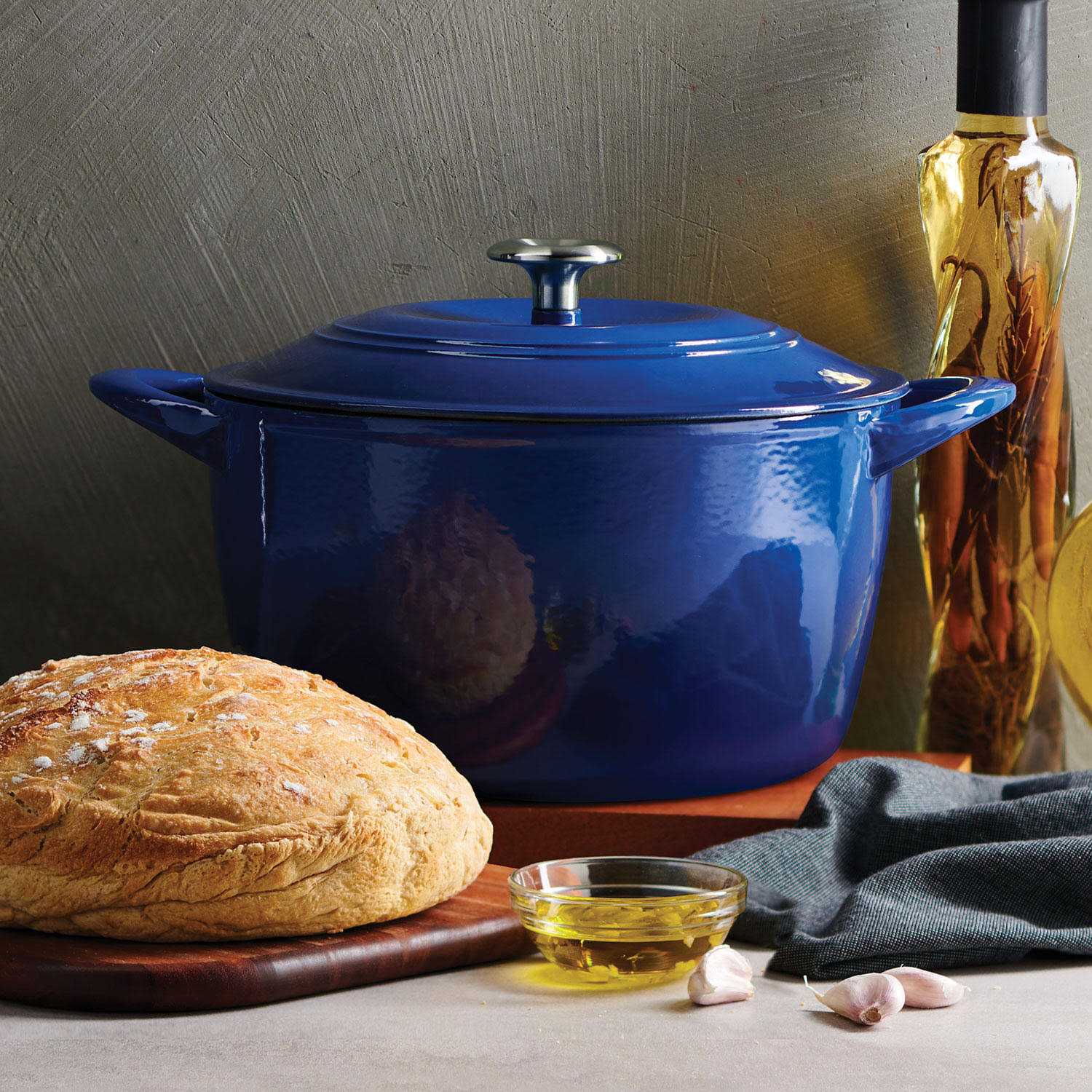 Tramontina Enameled Cast Iron Round Dutch Oven