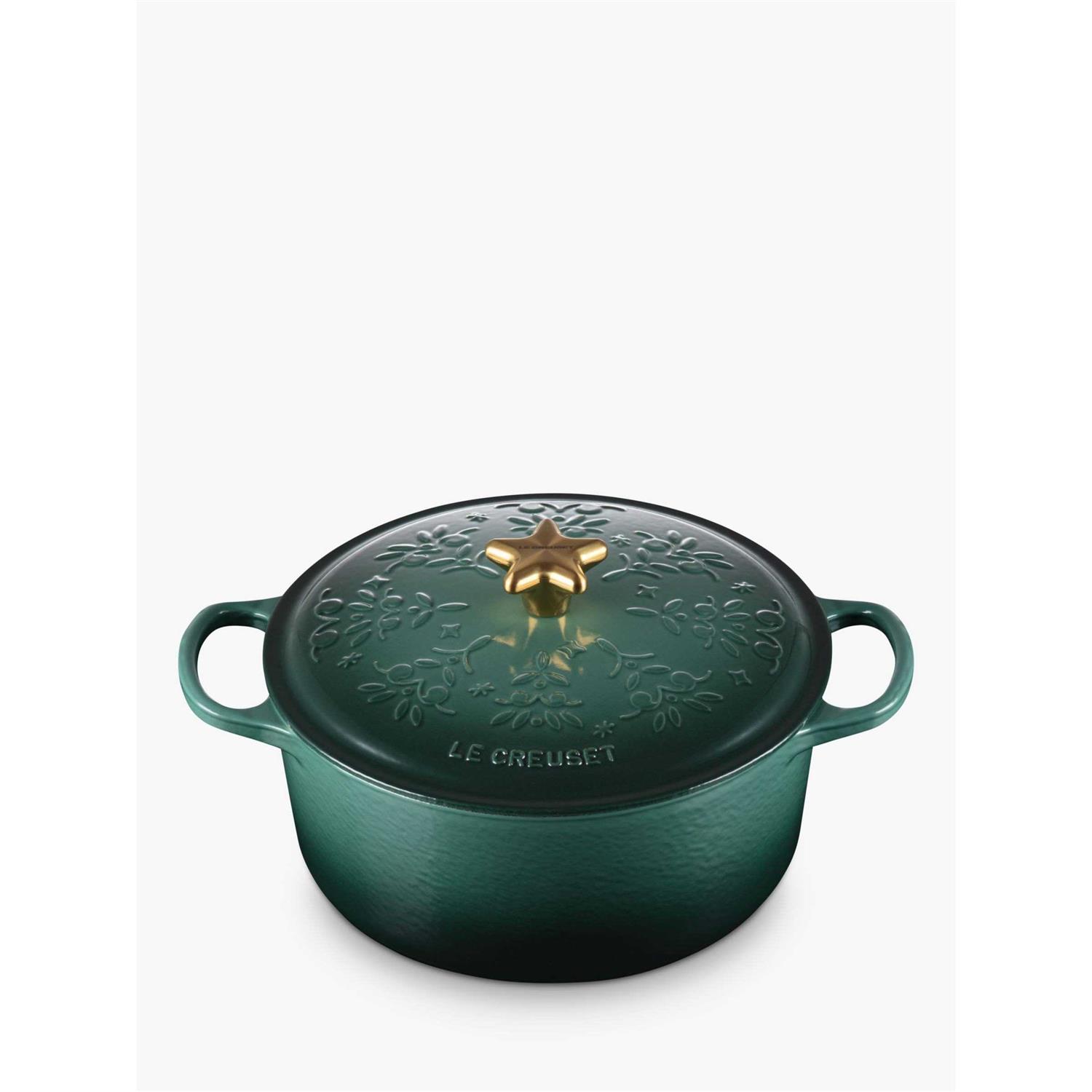 Le Creuset Mini Cocotte Star