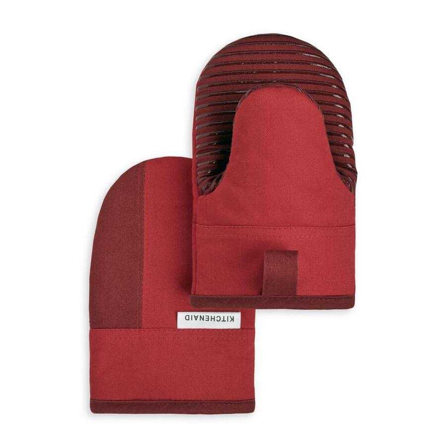 KitchenAid Beacon Two-Tone Oven Mitt Set