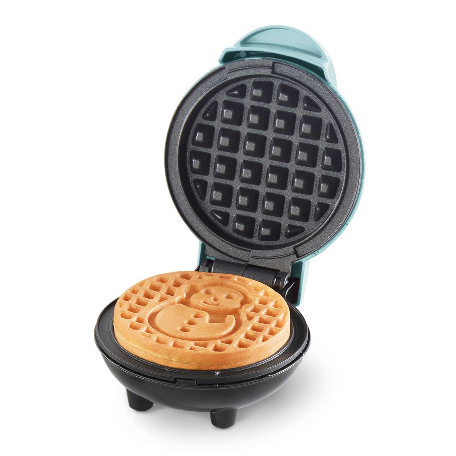Dash Mini Snowman Waffle Maker