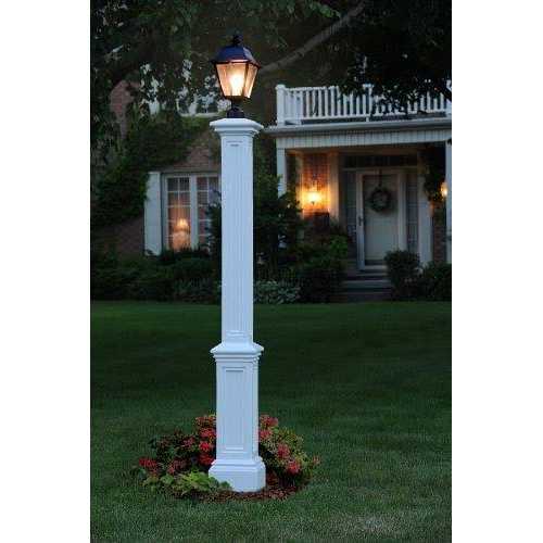 Mayne Signature Lamp Post