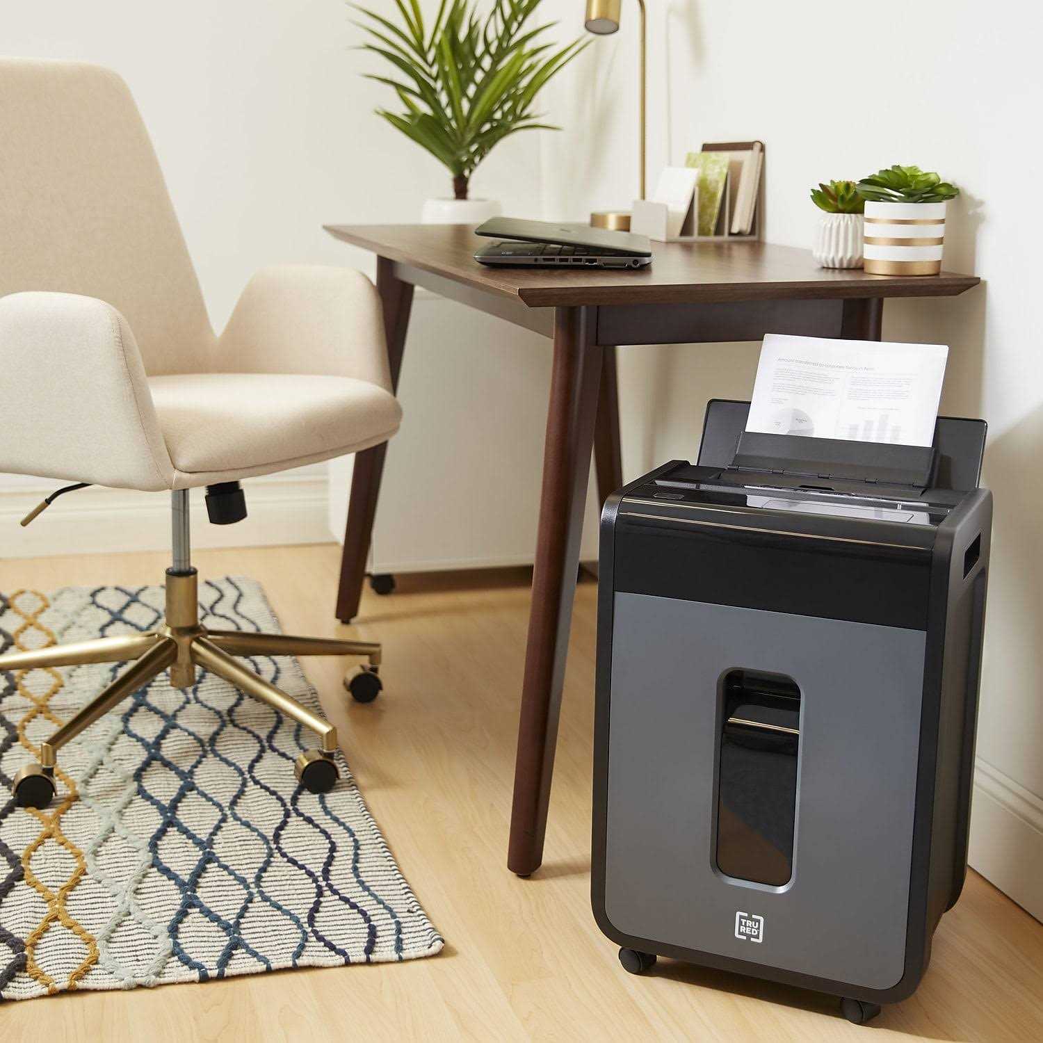 Tru Red TR-NMC100AFA Micro-Cut Autofeed Commercial Shredder