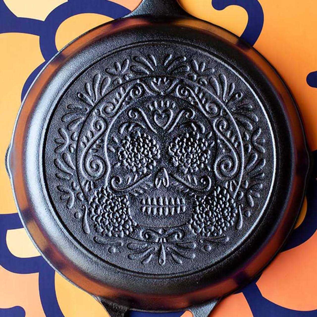 Lodge Cast Iron 10.25 Sugar Skull Skillet