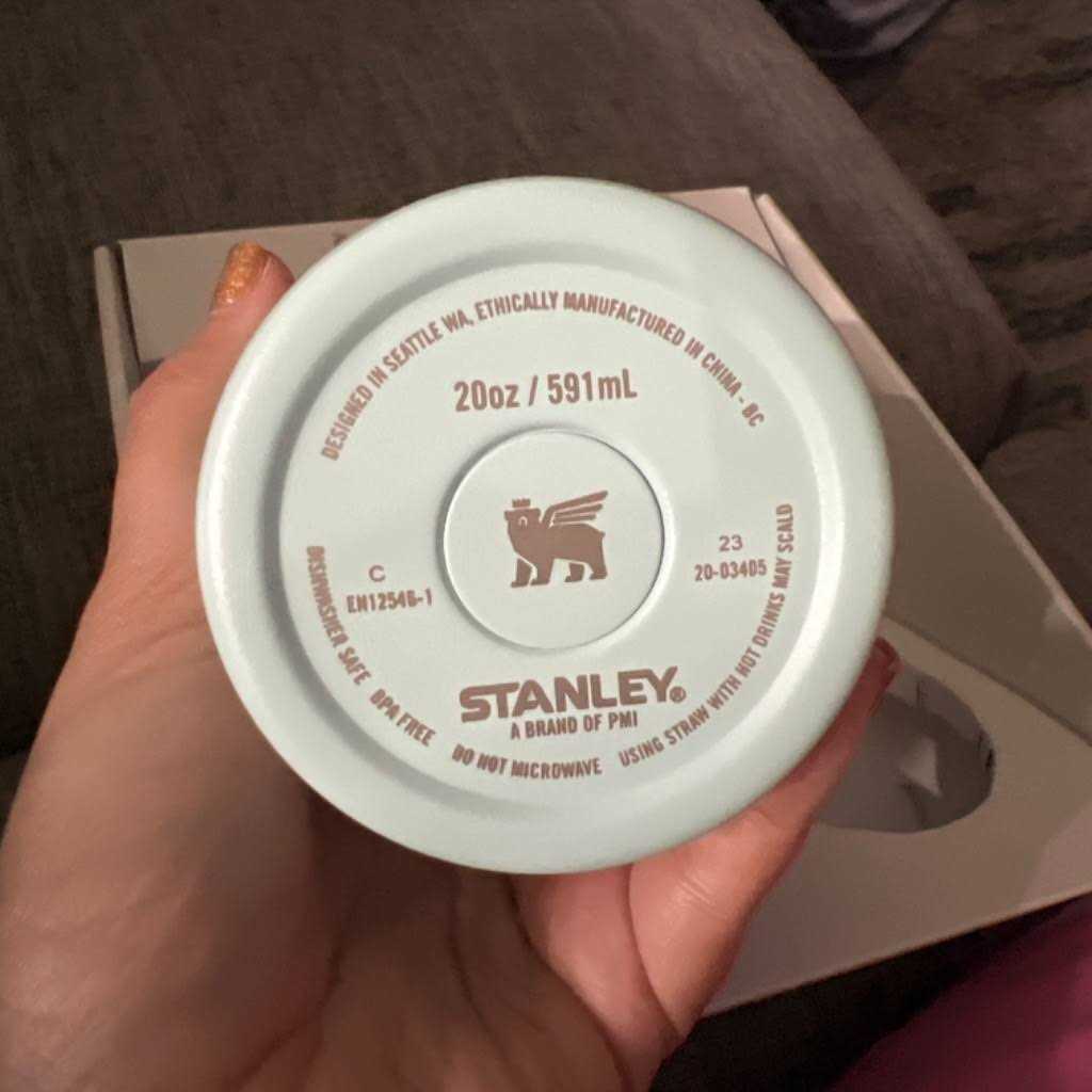 Stanley H2.0 Flowstate Quencher Tumbler