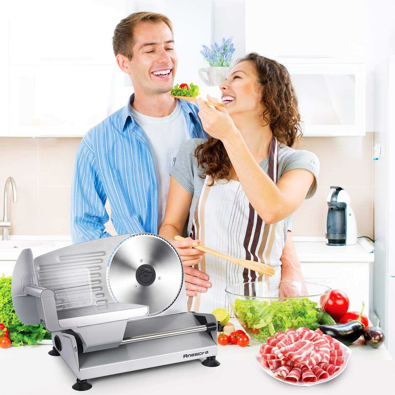 Meat Slicer, Anescra 200w Electric Deli Food Slicer with Two Removable 7.5 Stainless Steel Blades and Food Carriage