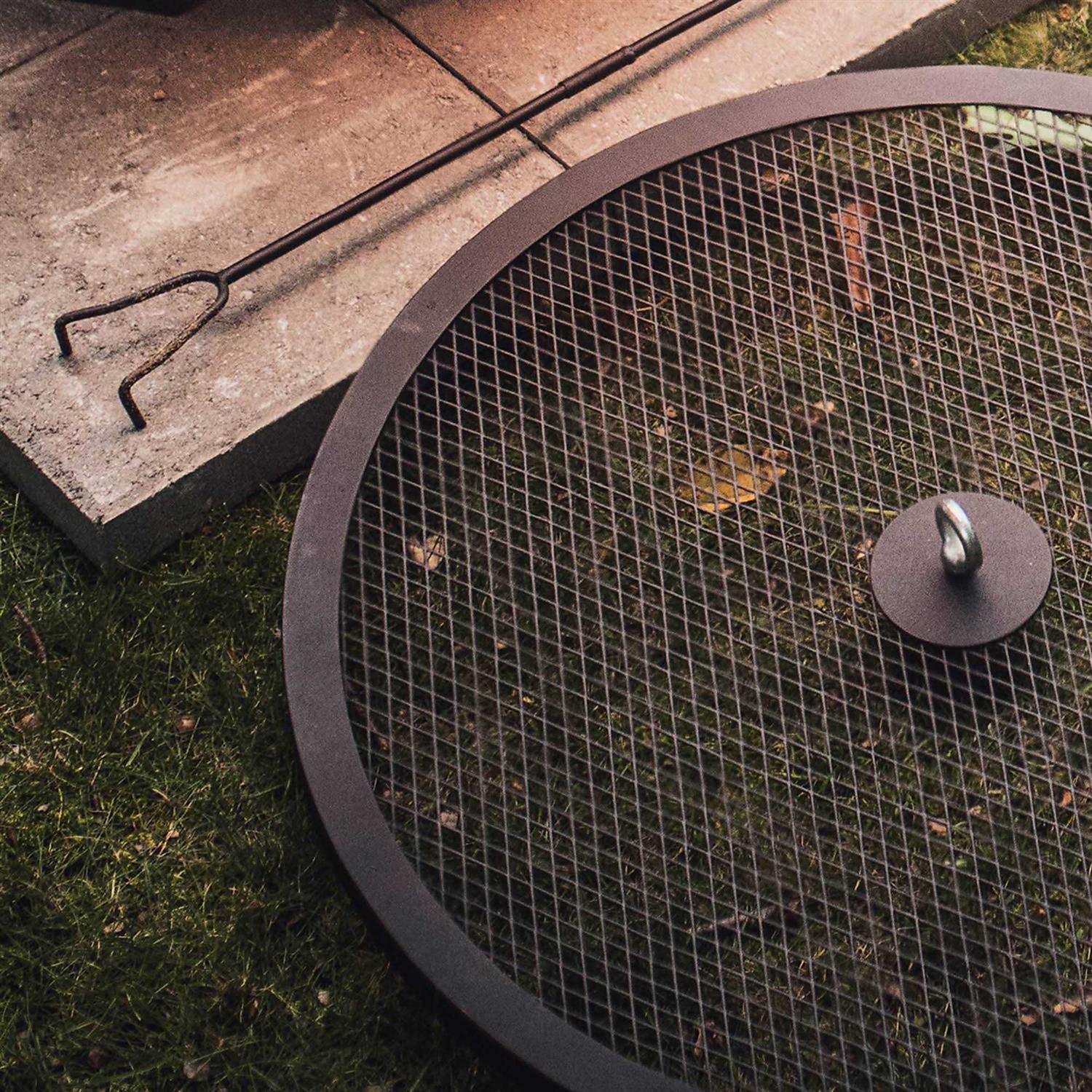 Blue Sky Outdoor Living Spark Screen and Screen Lift for Fire Pit