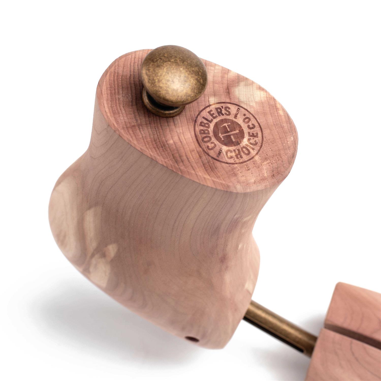 Cobbler’s Choice Men’s Cedar Boot Tree