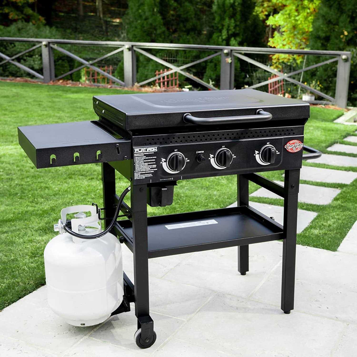 Char-Griller Flat Iron 3-Burner Outdoor Griddle Gas Grill