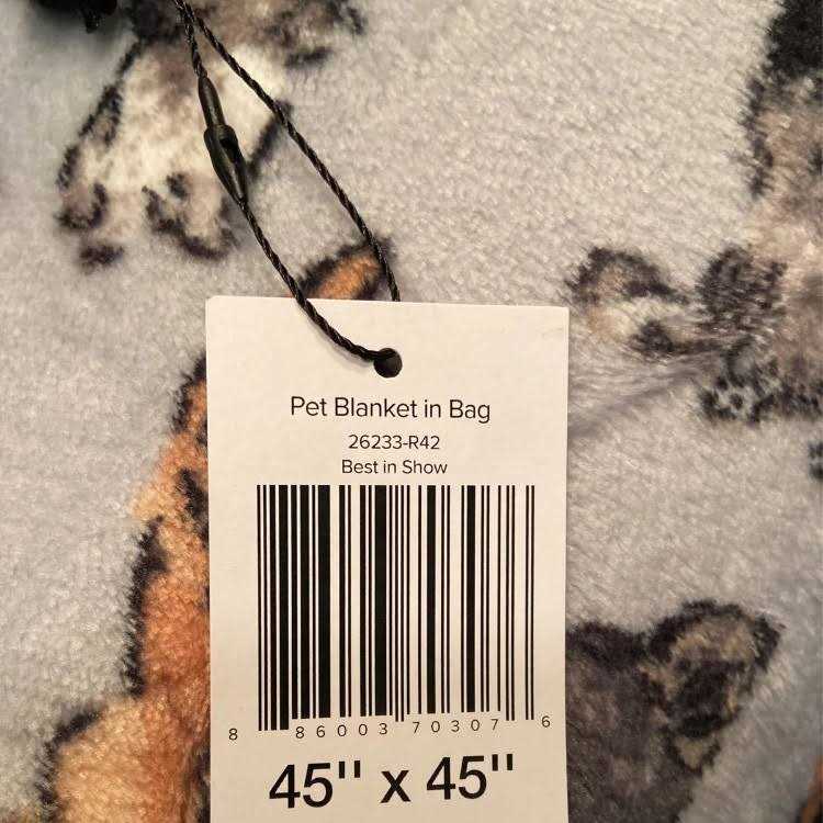 Vera Bradley Women’s Fleece Pet Blanket in Bag