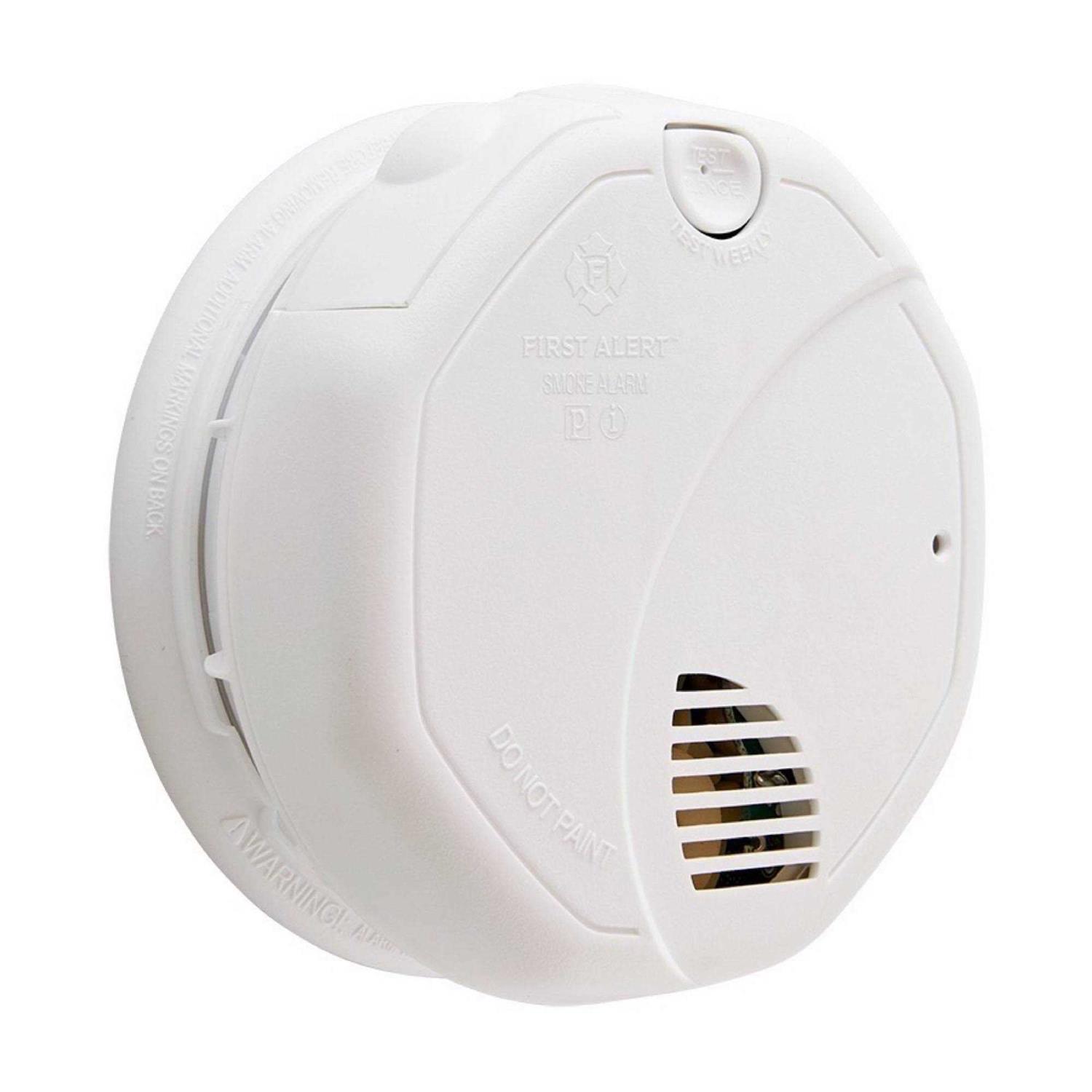 First Alert SA320CN Photoelectric and Ionization Battery-Powered Smoke Alarm 1039828