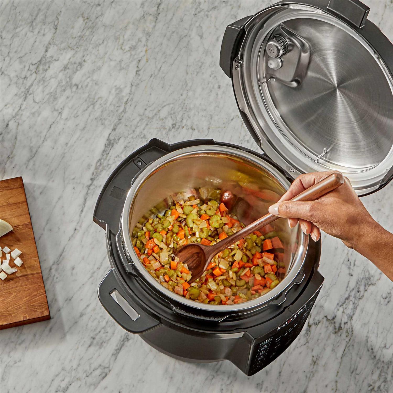 Instant Pot RIO Multi-Cooker 6 Qt