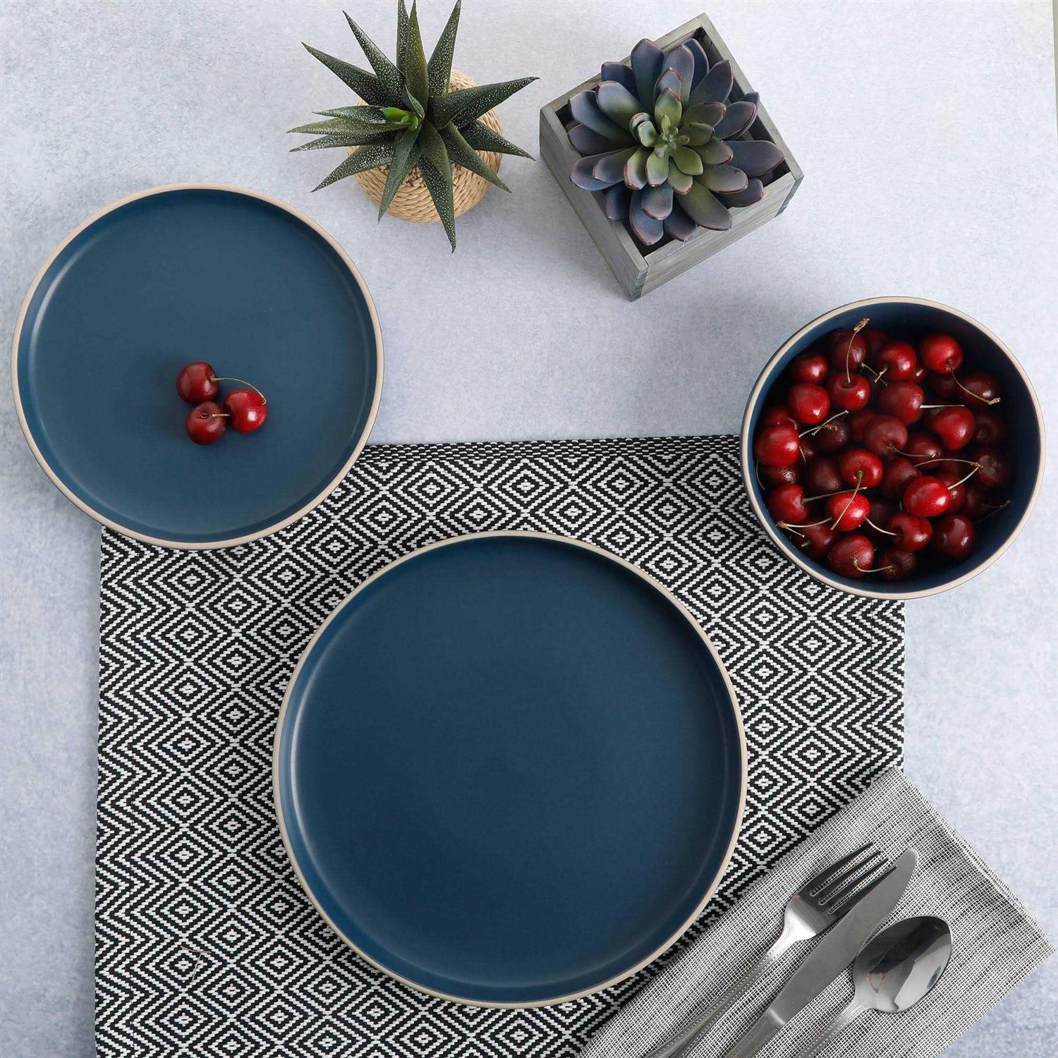 Gibson Home Zuma 18 Piece Dinnerware Set