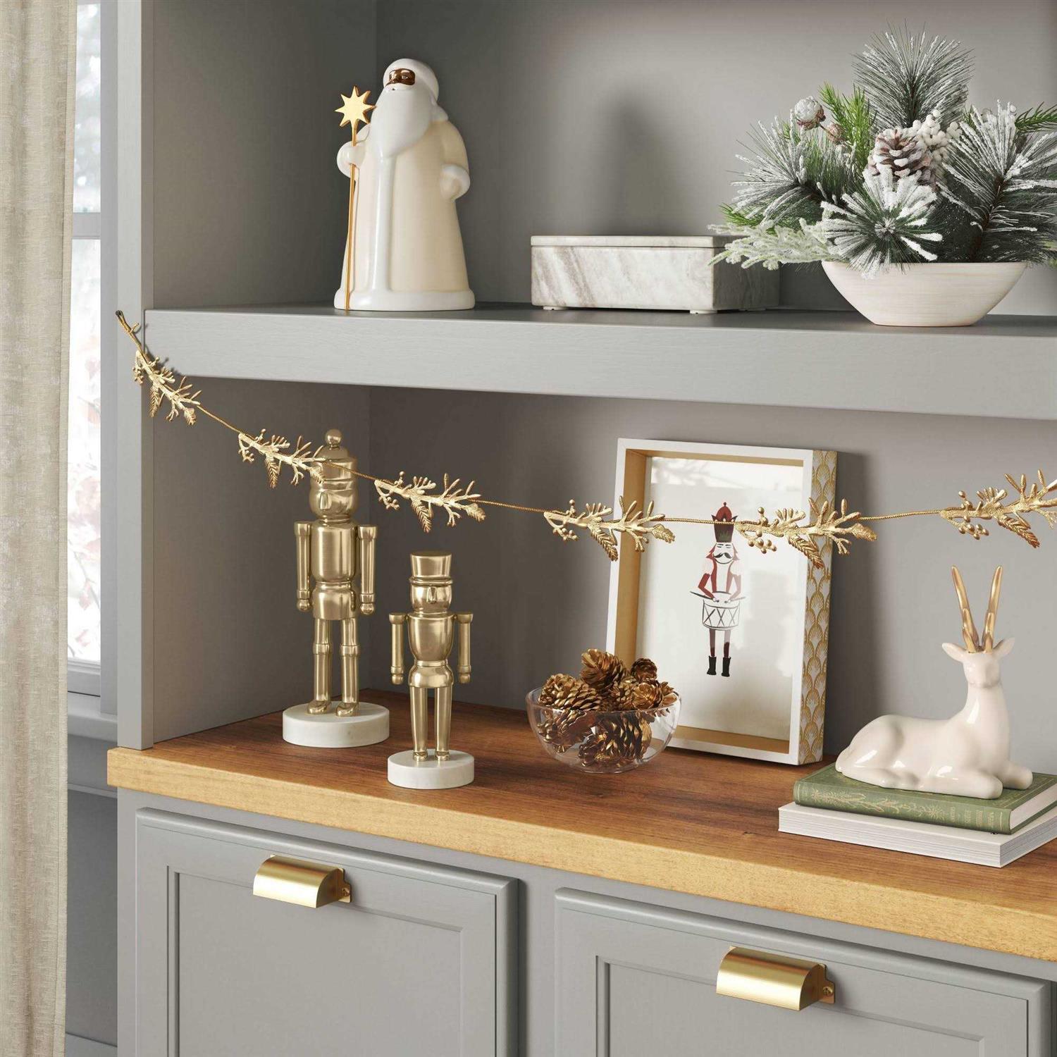 Threshold Nutcracker Gold