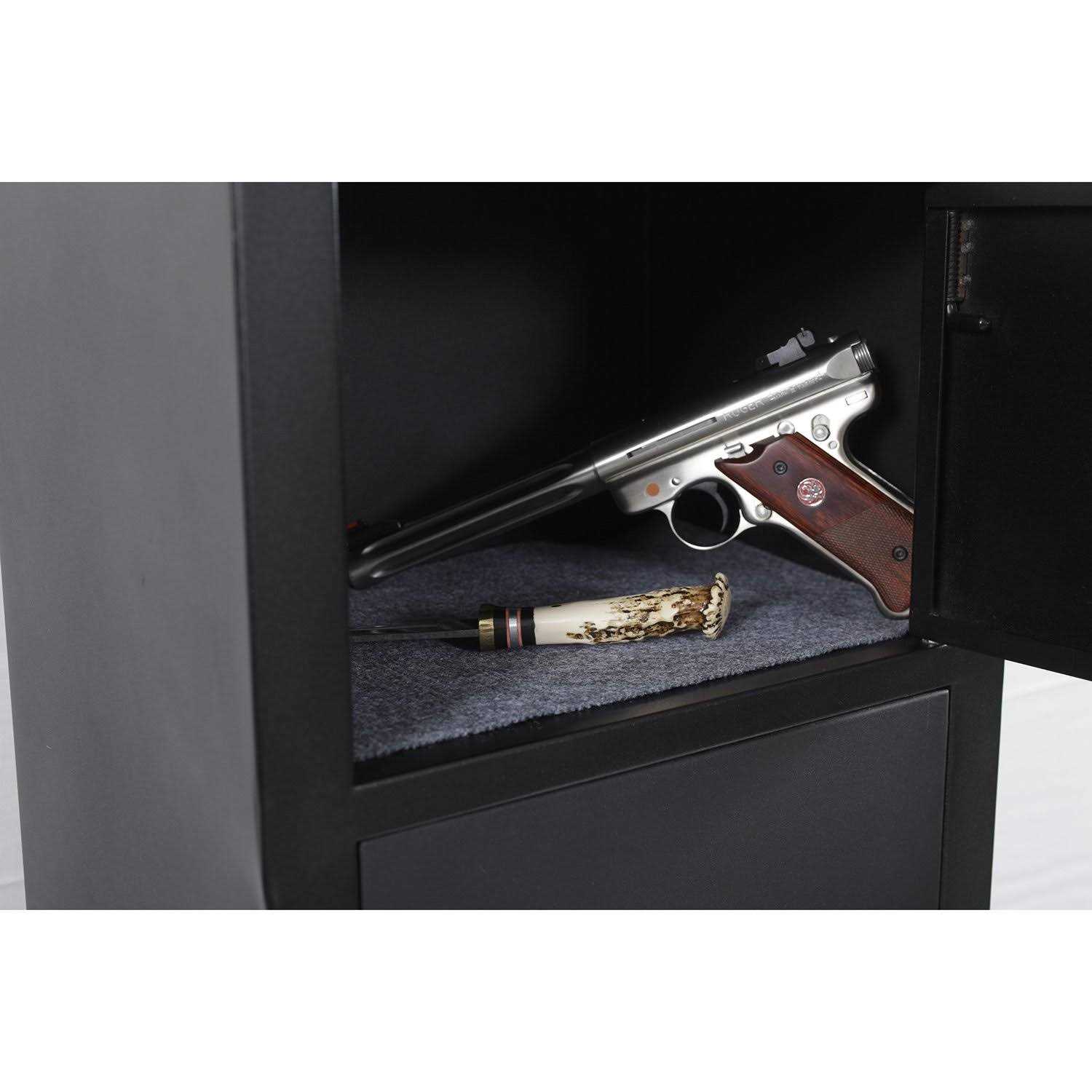American Furniture Classics 5 Gun Starter Metal Security Cabinet