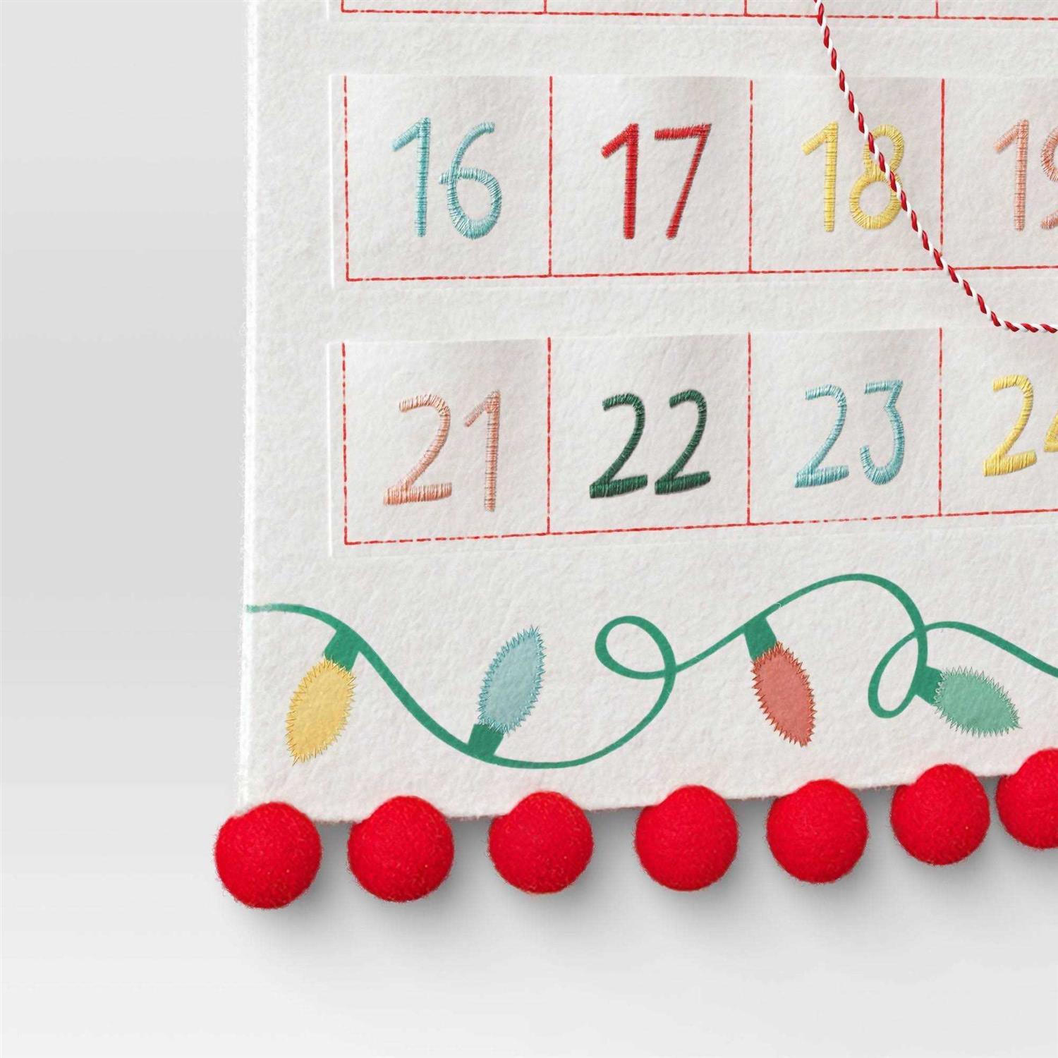 Wondershop 23.25 Fabric ‘Merry Christmas’ Hanging Advent Calendar White