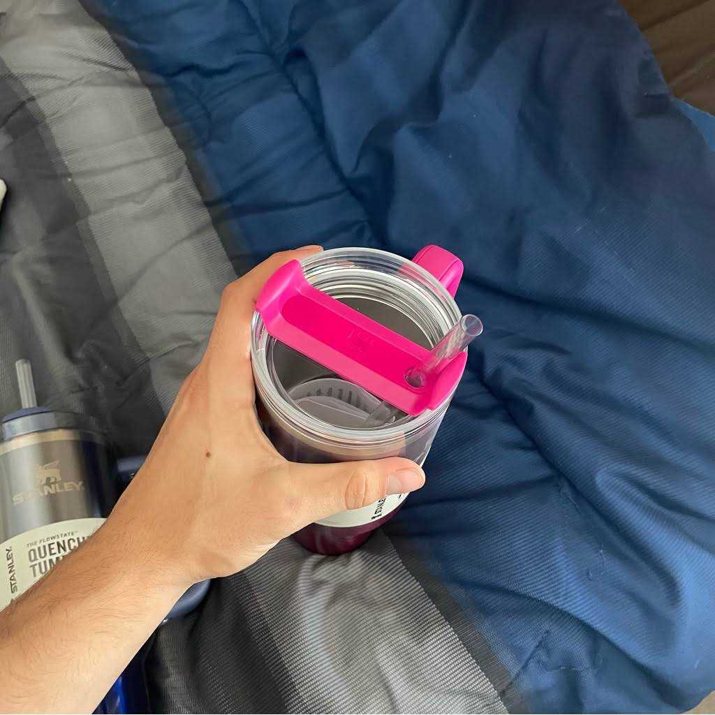 Stanley Dining Stanley 40oz Quencher H2.0 Flowstate Tumbler Gradient