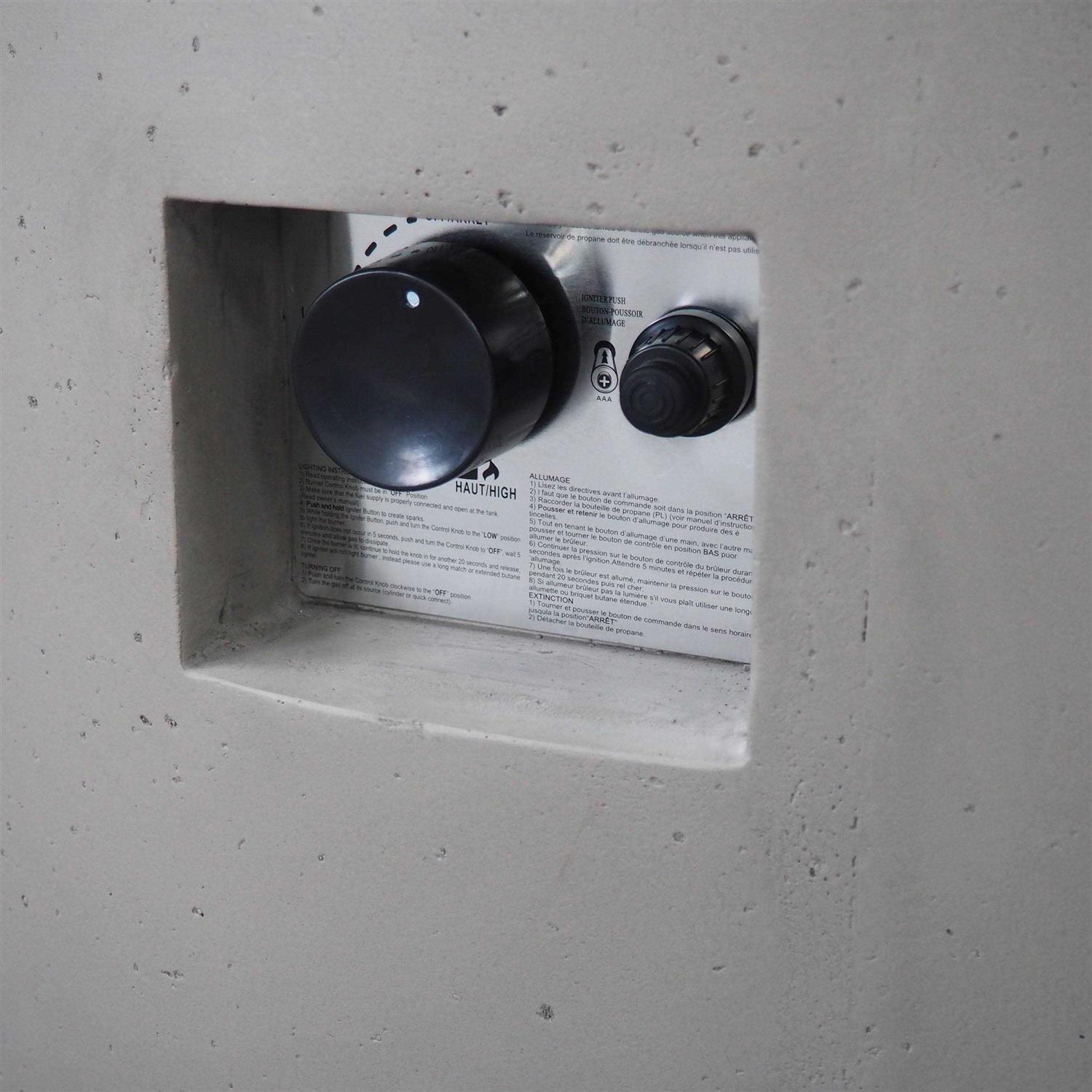 Leo Outdoor 31 inch Round Light Weight Concrete Gas Burning Fire Pit