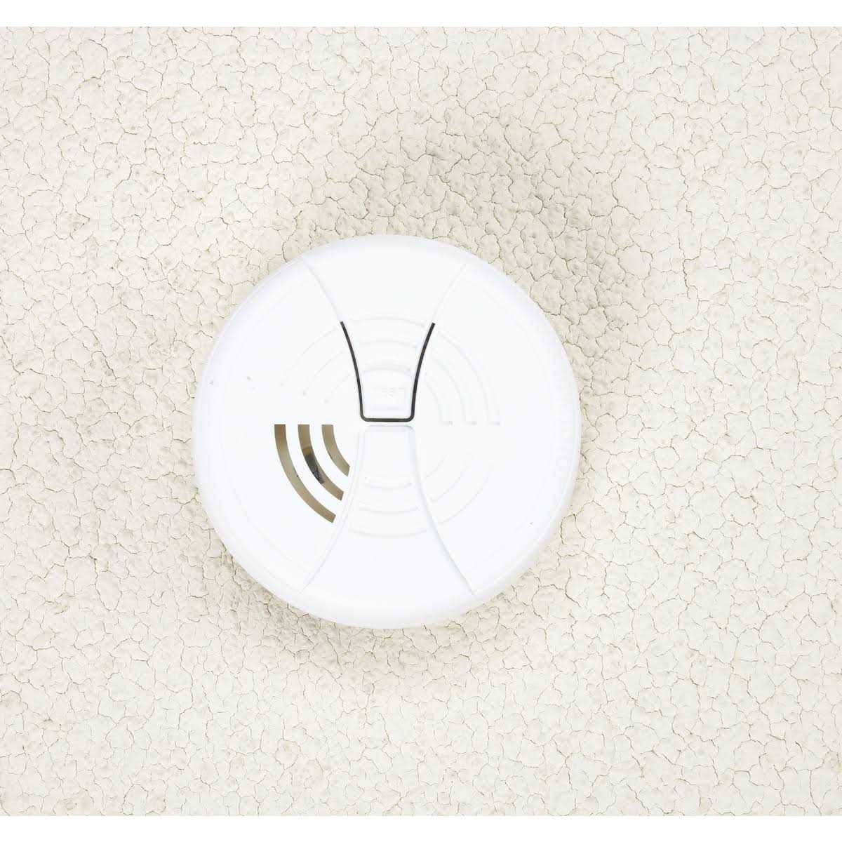 First Alert FG200B Alarm Smoke Detector