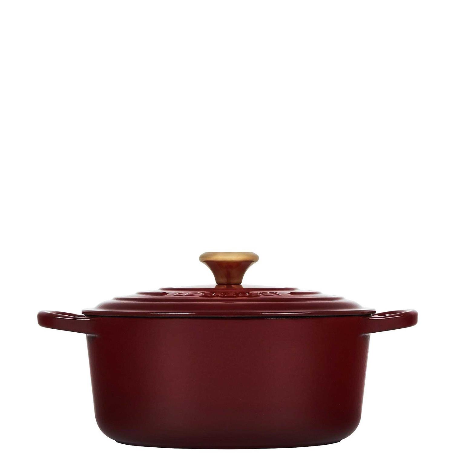 Le Creuset Signature Round Dutch Oven
