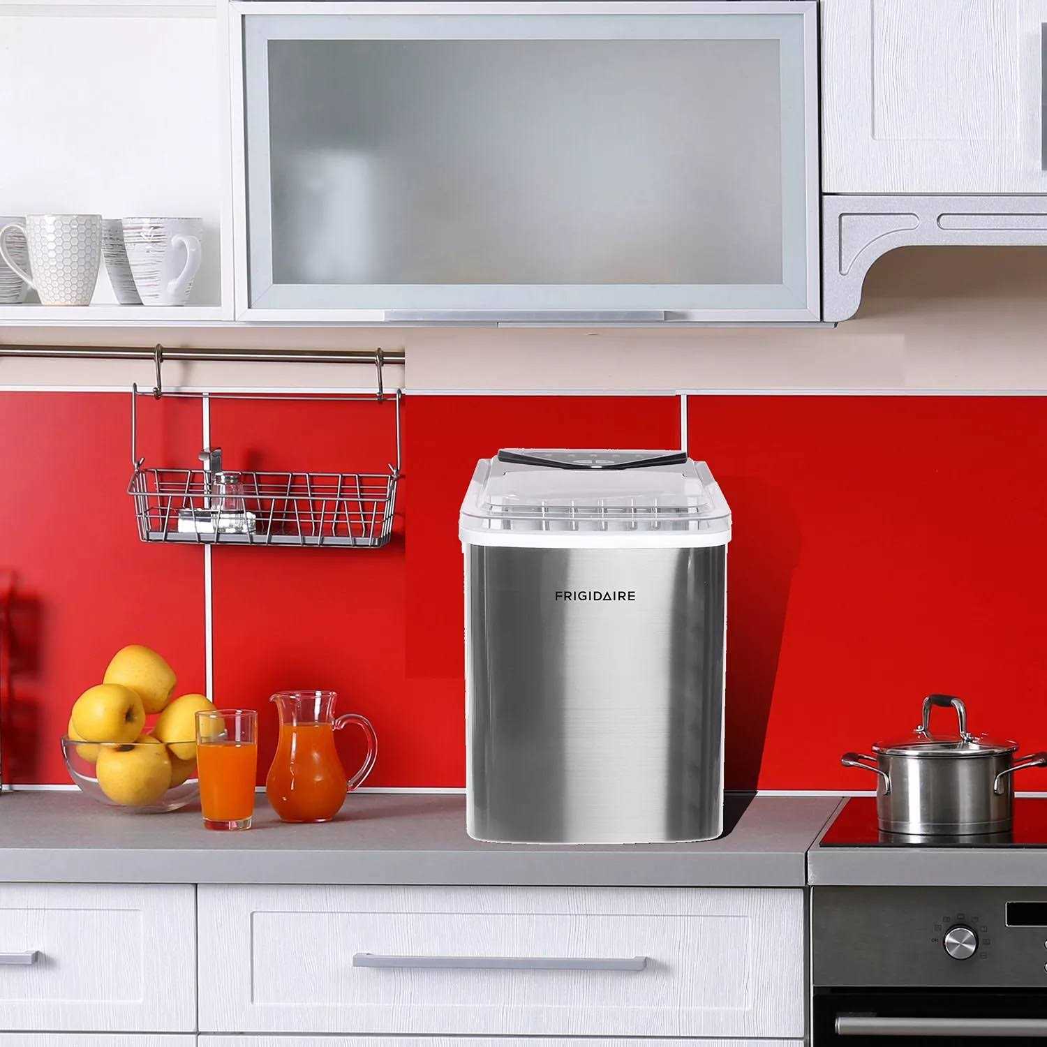 Frigidaire 26-lb. Portable Ice Maker